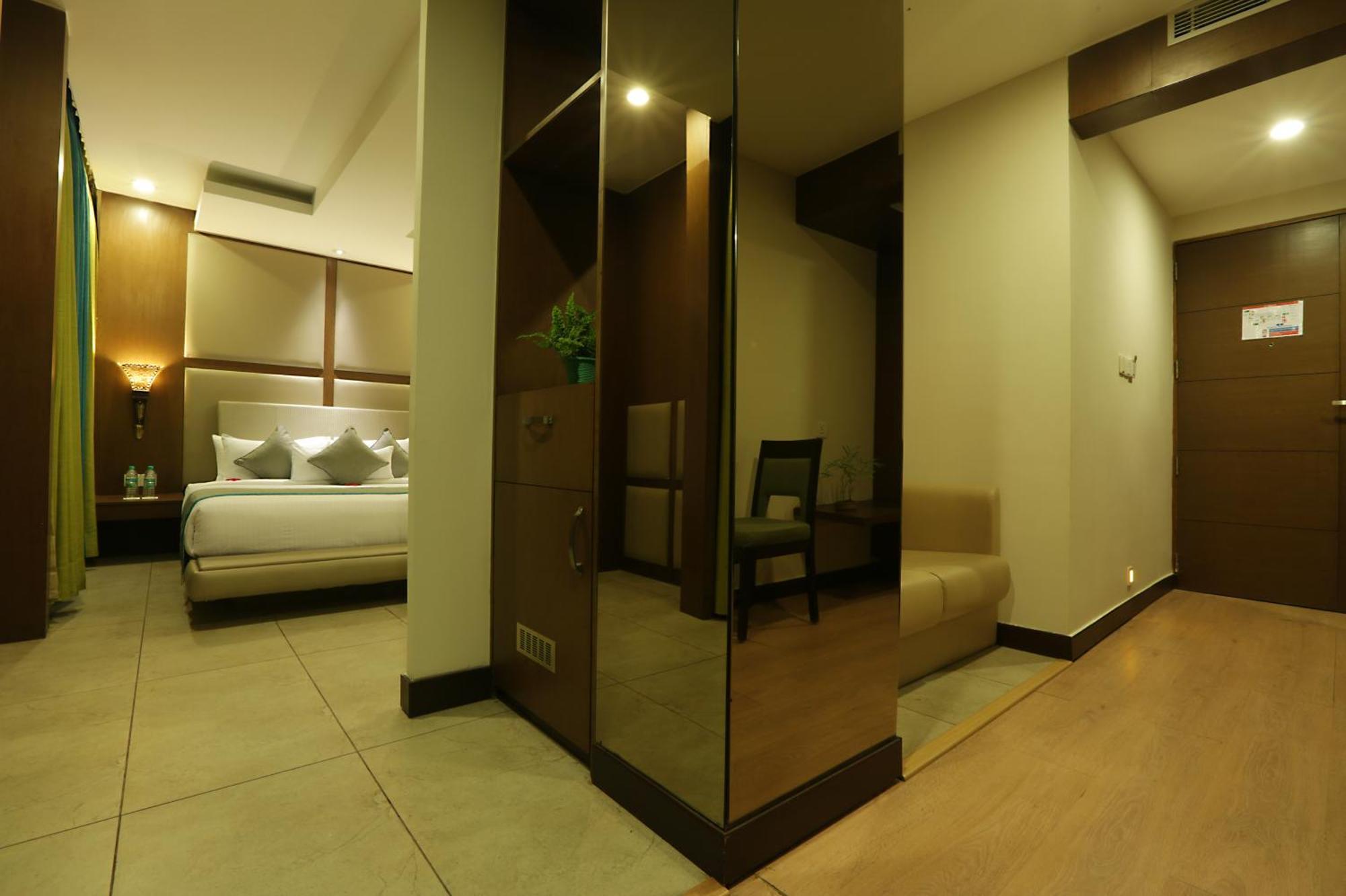 Hotel Prithvi Palace Igi Airport Delhi Yeni Delhi Dış mekan fotoğraf