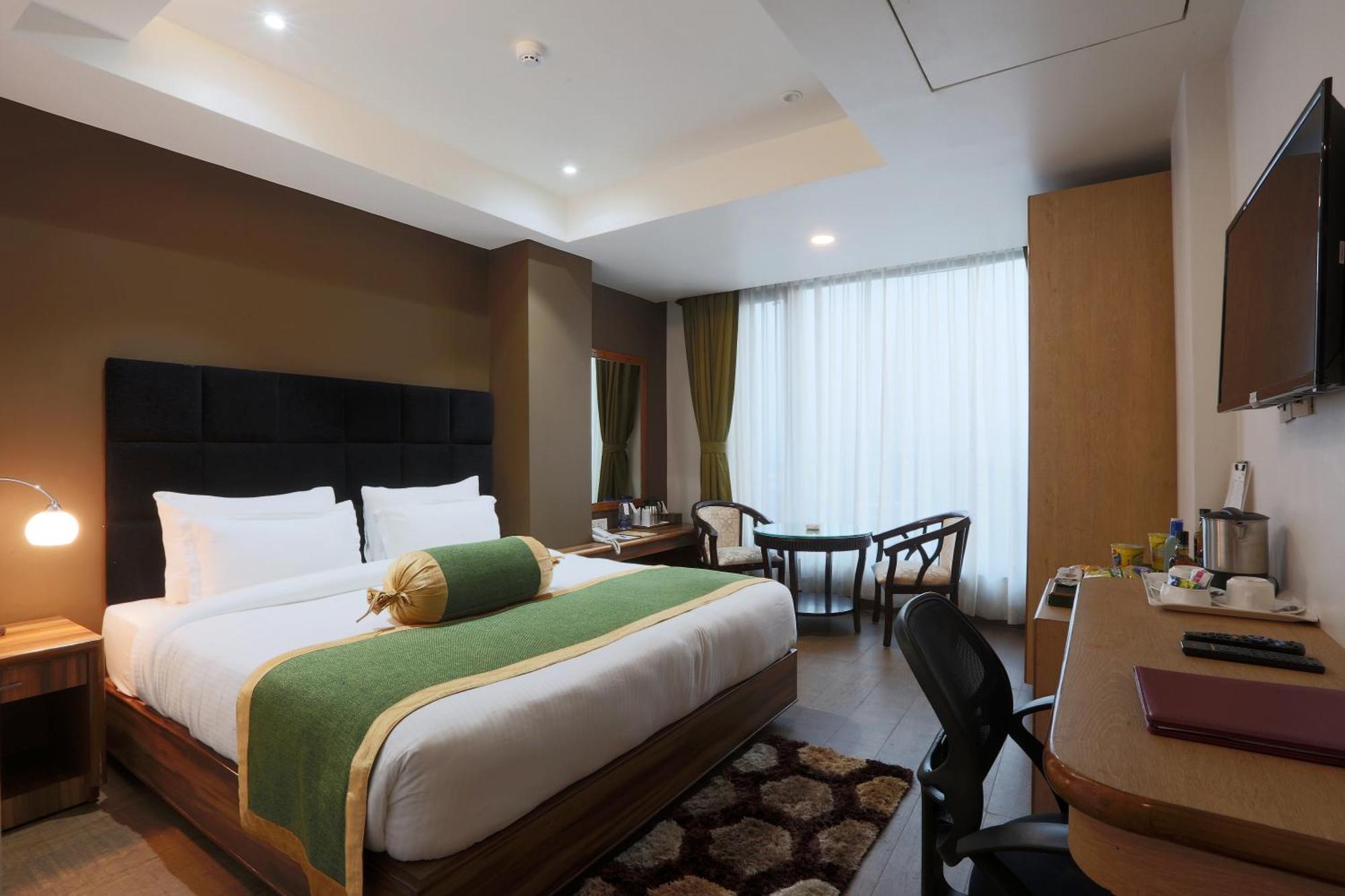 Hotel Prithvi Palace Igi Airport Delhi Yeni Delhi Dış mekan fotoğraf