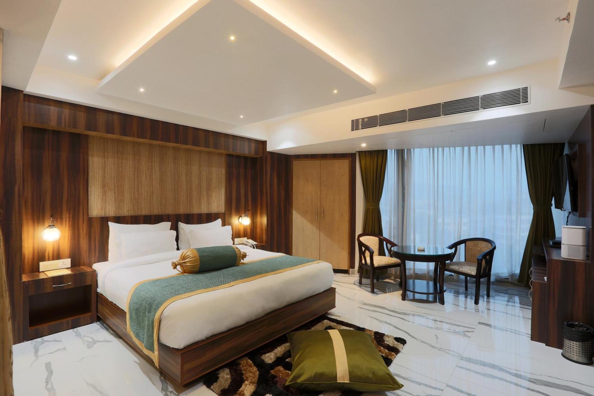 Hotel Prithvi Palace Igi Airport Delhi Yeni Delhi Dış mekan fotoğraf